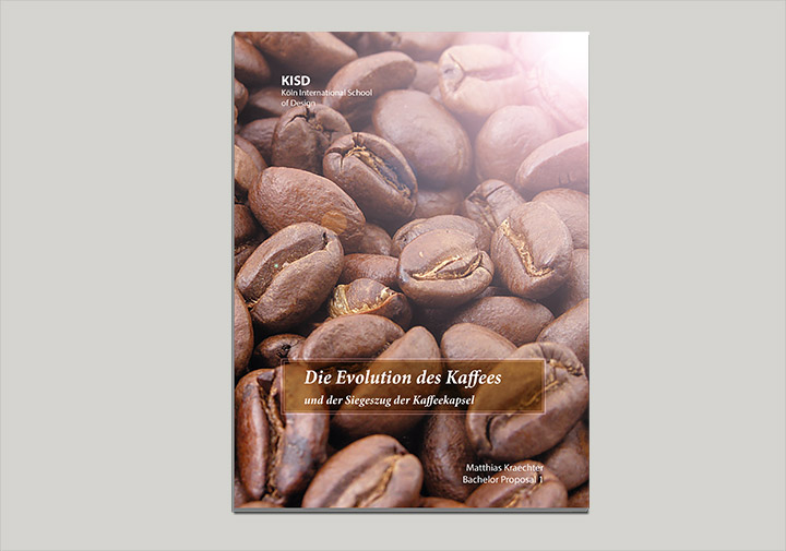 Diese Arbeit ist eine kritische Auseinandersetzung mit der Evolution des Kaffees.
                 Im weiteren Verlauf werden die Designsprache und die Erfolgsfaktoren der Kaffeekapsel genauer analysiert. Aber auch die Schattenseiten werden beleuchtet.
